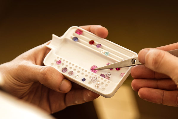Birthstone Guide at Rare Gem Studio